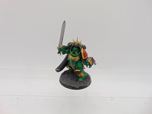 Primaris Captain in Gravis Armour