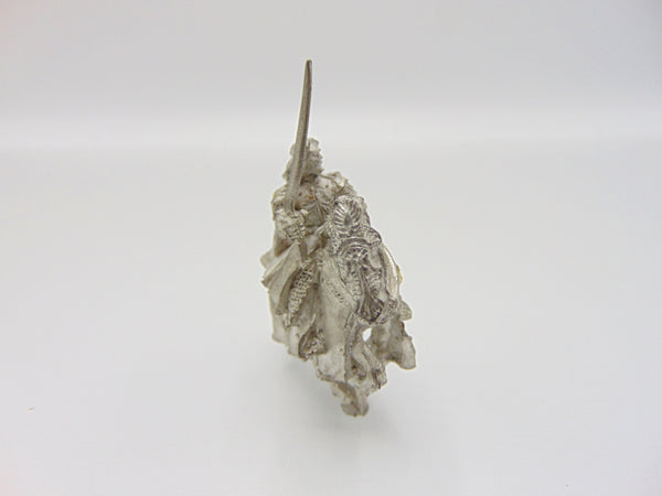 Aragorn King Elessar Black Gate Mounted