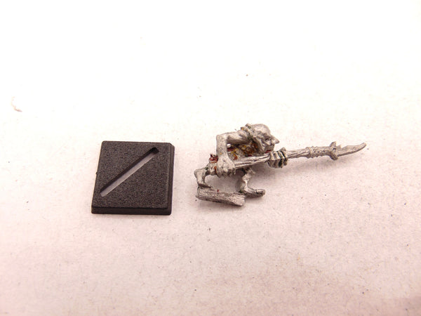 C12 Goblin Spearmen Rocky Curveblade