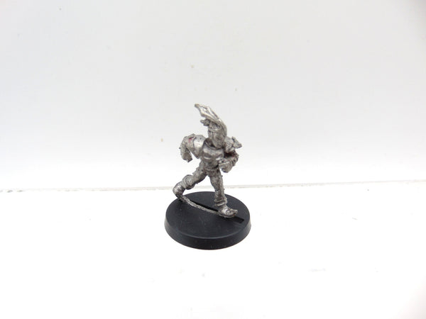 Dark Elf Kicker
