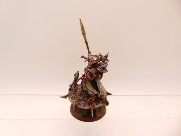 Exalted Sorcerer on Disc of Tzeentch
