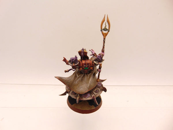 Exalted Sorcerer on Disc of Tzeentch