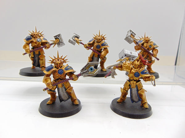 Retributors