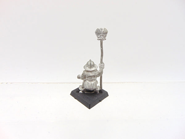 Imperial Dwarf Eagle Standard