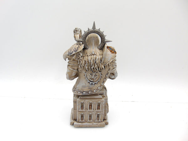 Timeworn Ruins Sigmar Statue