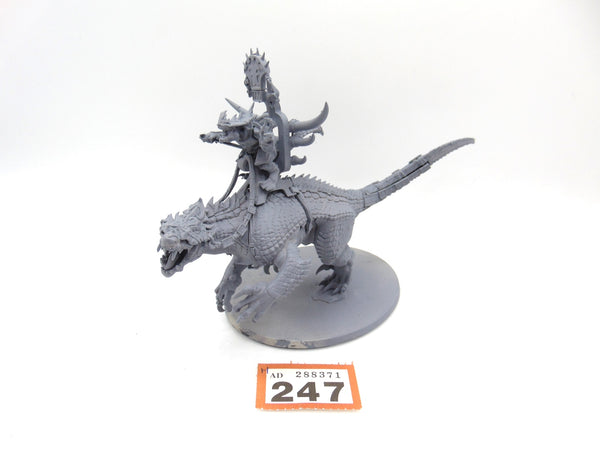 Saurus Oldblood / Kroq Gar on Carnosaur