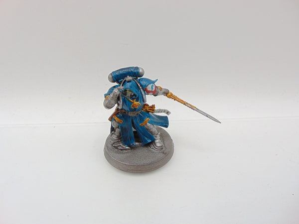 Primaris Librarian in Phobos Armour