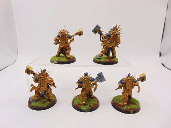 Retributors