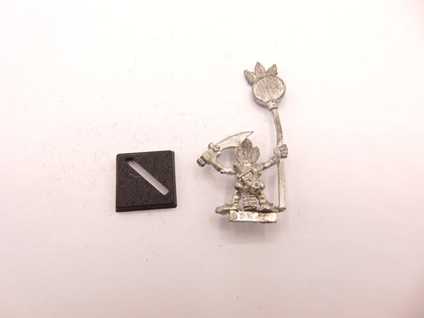 Forest Goblin Standard Bearer