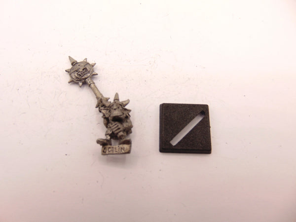 Goblin Standard Bearer