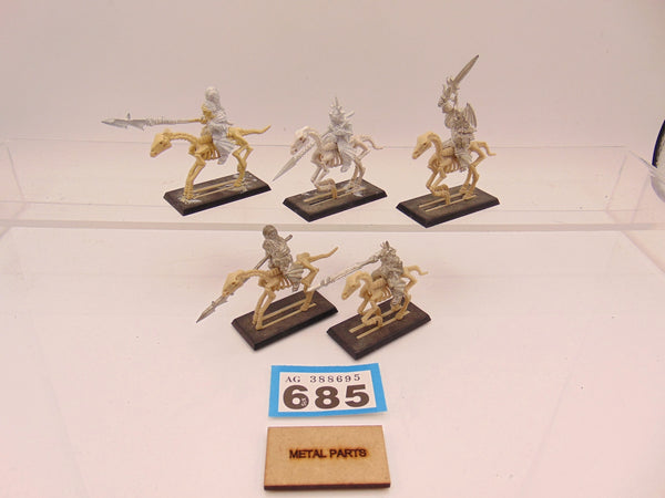 Black / Wight Knights