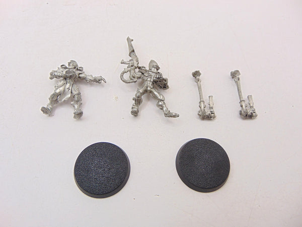 Eldar Support Platform Crew