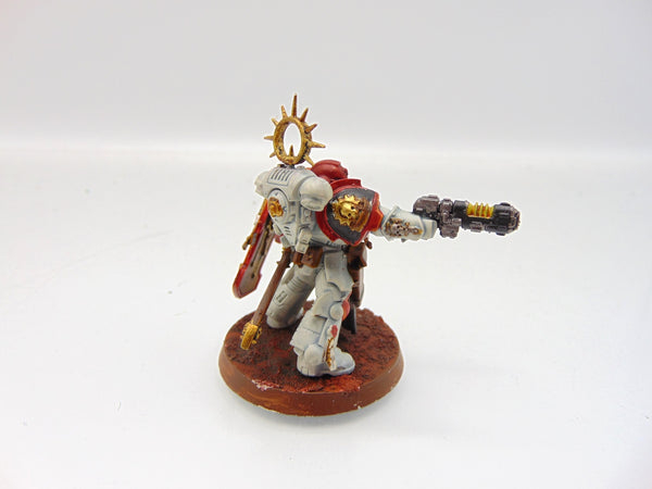 Primaris Lieutenant with Storm Shield