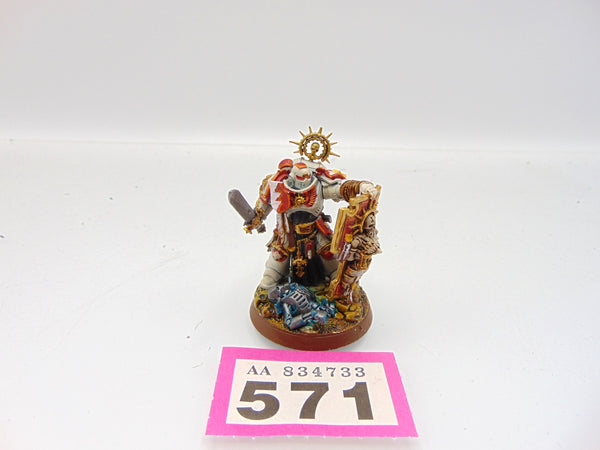 Primaris Captain with Relic Shield
