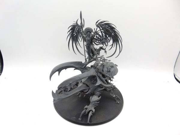 Alarielle the Everqueen