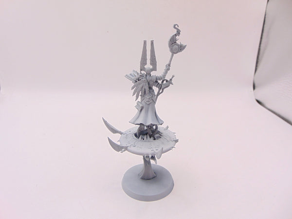 Gaunt Summoner on Disc of Tzeentch