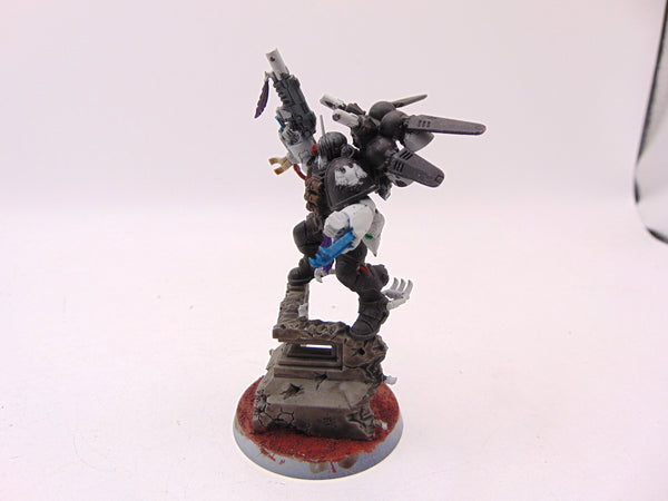 Chapter Master Kayvaan Shrike