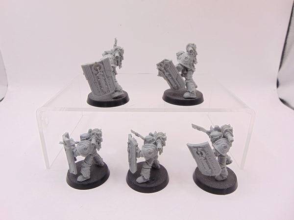 Invictarus Suzerain Squad