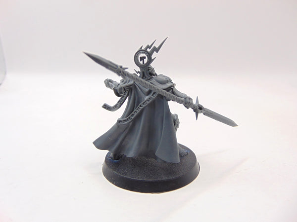Knight Questor Larissa Shadowstalker