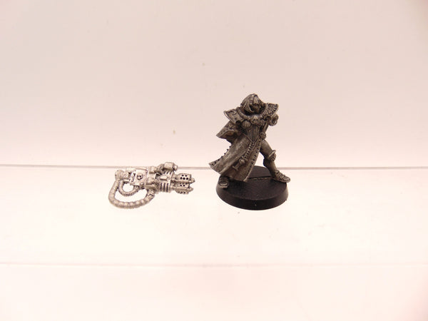 Battle Sister with Heavy Flamer