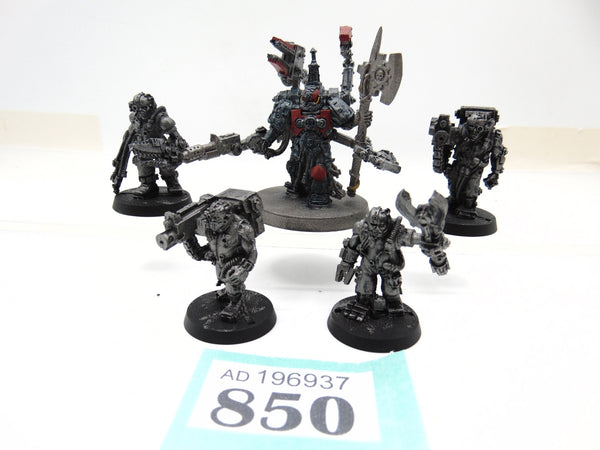 Techmarine & Servitors