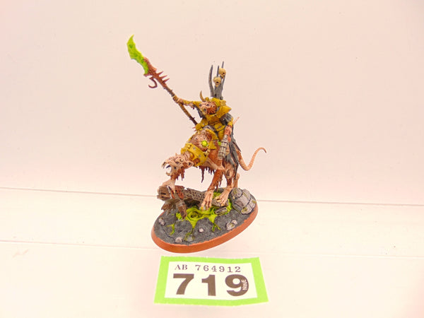 Clawlord on Gnaw-Beast