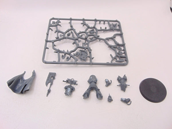 Praetor with Power Axe