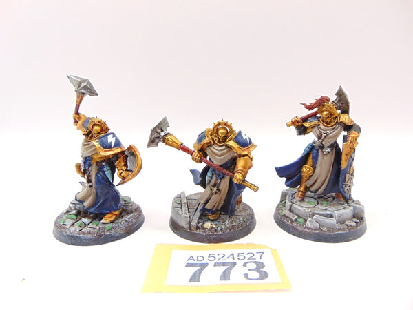 Sequitors