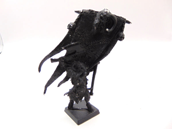 Army Box Beastmen Army Standard Bearer
