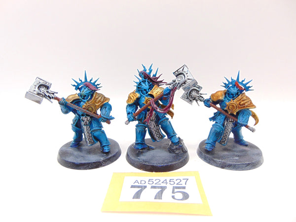 Retributors