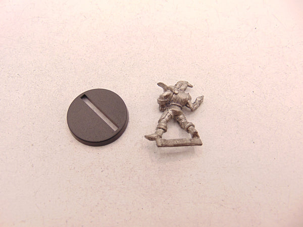 Dark Elf Chucker / Thrower