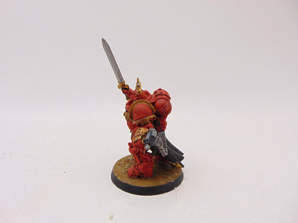 Primaris Captain in Gravis Armour