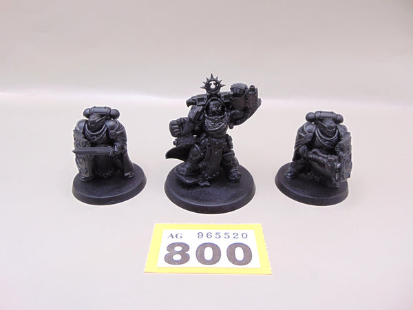 Marneus Calgar with Victrix Honour Guard
