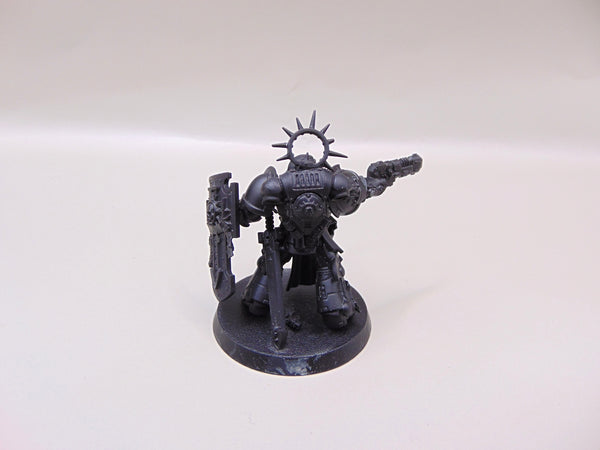 Primaris Lieutenant with Storm Shield