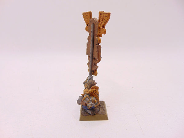 Ltd Ed Army Box Dwarf Army Standard Bearer