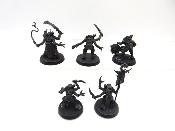 Acolyte Hybrids