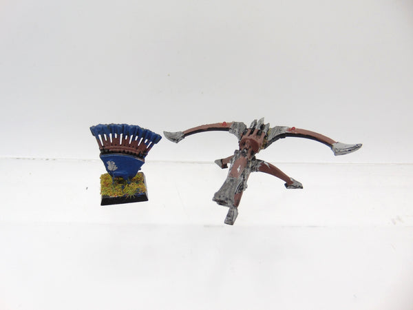 Eagle-claw Bolt Thrower