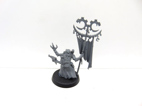 Acolyte Iconward