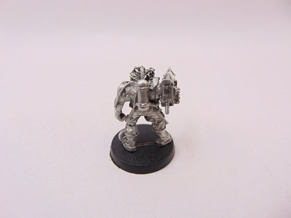 Servitor