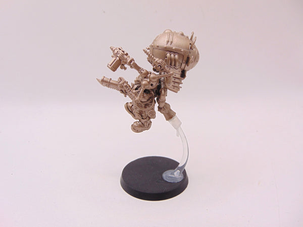 Endrinmaster with Dirigible Suit