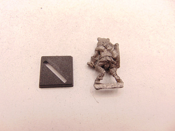 C27 Chaos Beastmen Tiger Man