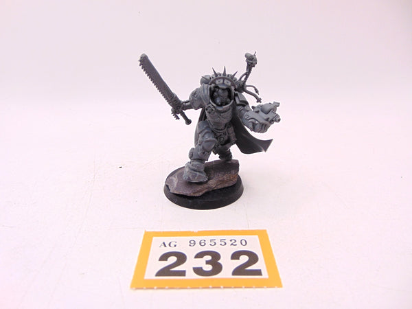 Primaris Captain in Gravis Armour