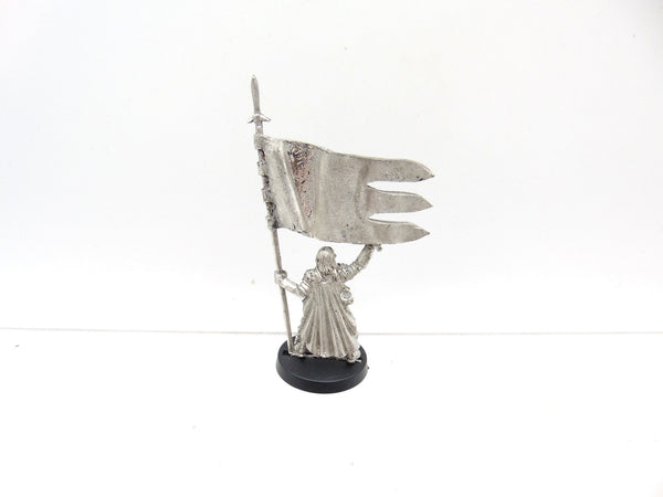Boromir Captain of the White Tower with Banner