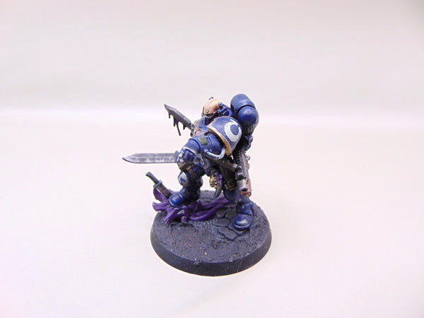 Primaris Lieutenant with Combi Weapon