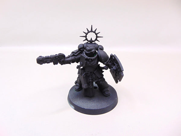 Primaris Lieutenant with Storm Shield