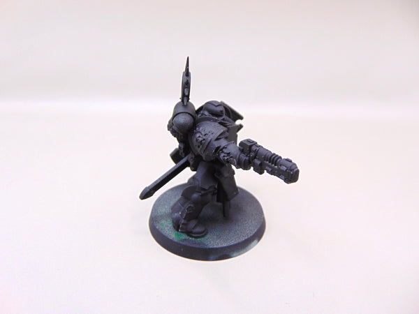 Primaris Lieutenant with Storm Shield