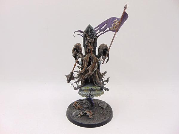 Kurdoss Valentian, The Craven King