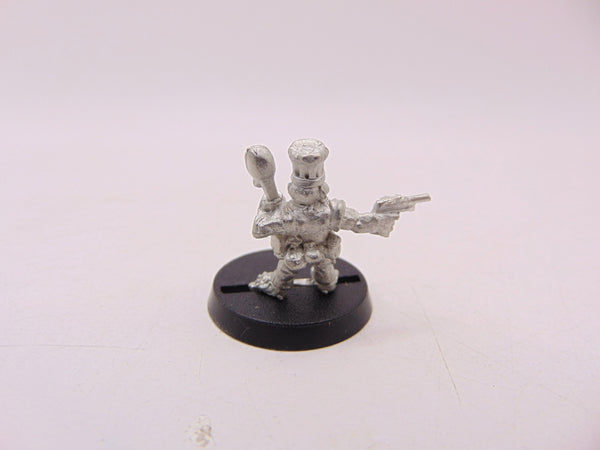 RT601 Adventurers Halfling Cook
