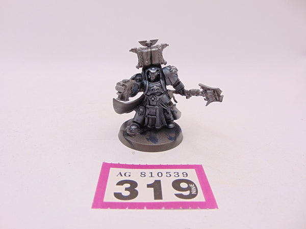 Librarian in Terminator Armour