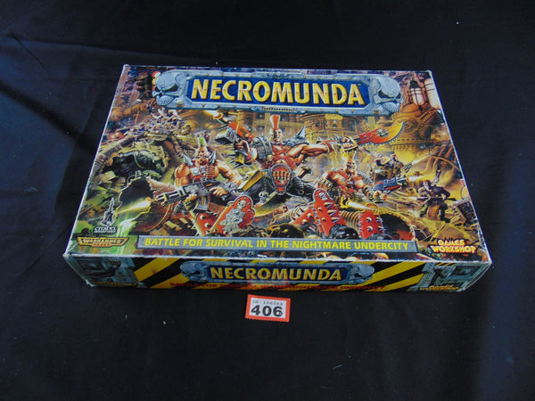 Necromunda Scenery in game box.